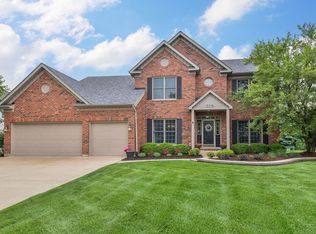 3716 Grassmere Rd, Naperville, IL 60564