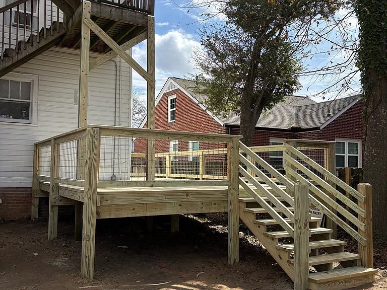 1131 Woodrow St — Photo 4