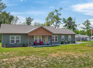 1010 Noel Dr, Cookeville, TN 38506