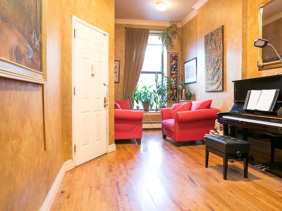 1st image of 12 W 128th St
