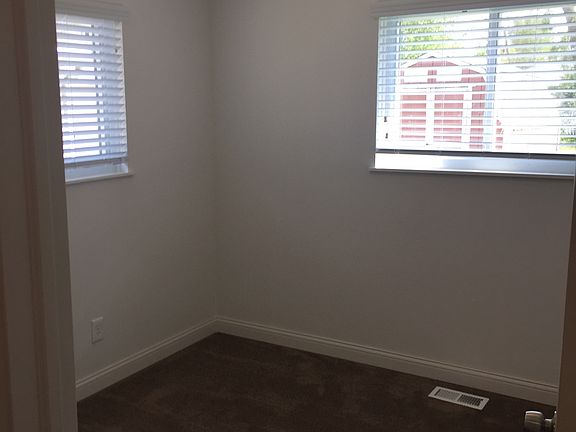 2nd image of 971 Bishop Ave