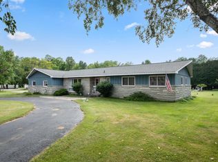 4307 M Rd, Escanaba, MI 49829