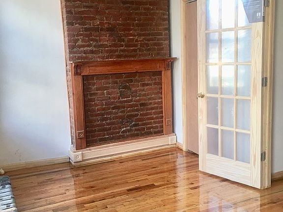5th image of 704 Washington Ave #2F