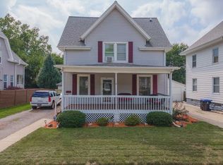 1307 S Madison St, Bloomington, IL