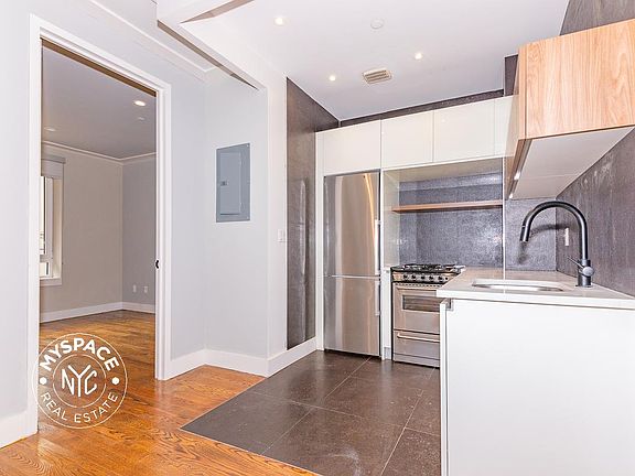 2nd image of 62 E 21st St APT 2B