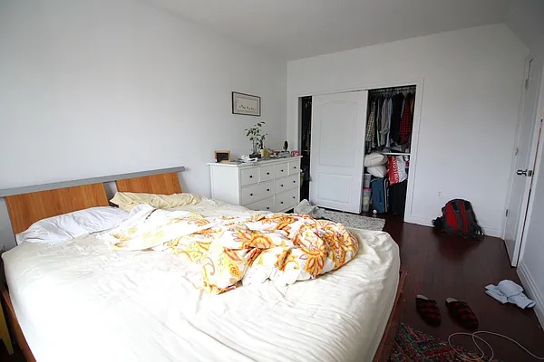 Rented by Hagstrom Management Inc | media 25