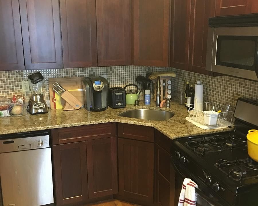 1st image of 5824 N Glenwood Ave APT 1