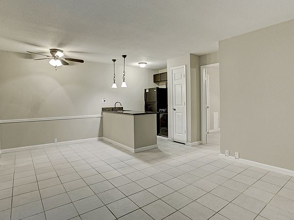 3rd image of 510 Branard St APT 04
