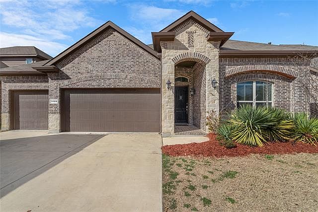 1st image of 5109 Dominica Ln