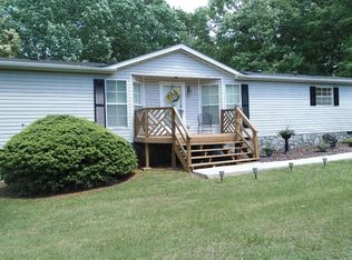680 Knoll Woods Dr, Rustburg, VA 24588
