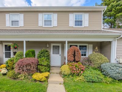 78 Hayloft Court, Huntington Station, NY, 11746