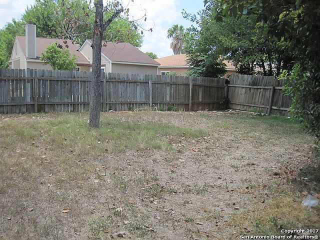 2nd image of 6361 Village Clf