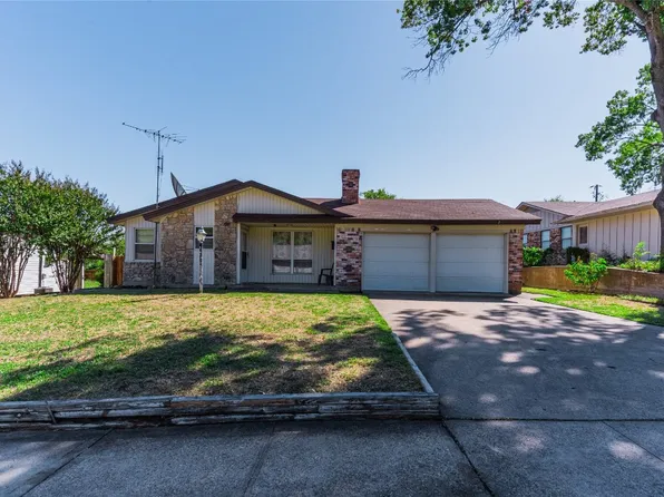 1620 Solitude Dr, Dallas, TX 75241