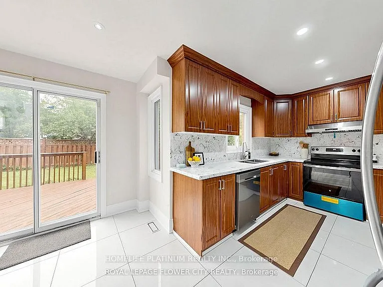 116 Flowertown Ave — Photo 17