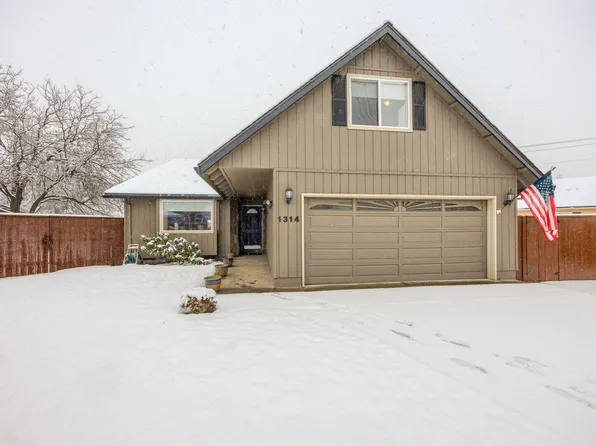 1314 Magruder Ct, Central Pt, OR 97502