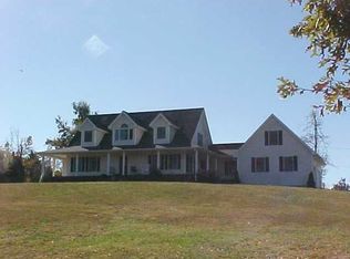 4473 Earlington Rd, Madisonville, KY 42431