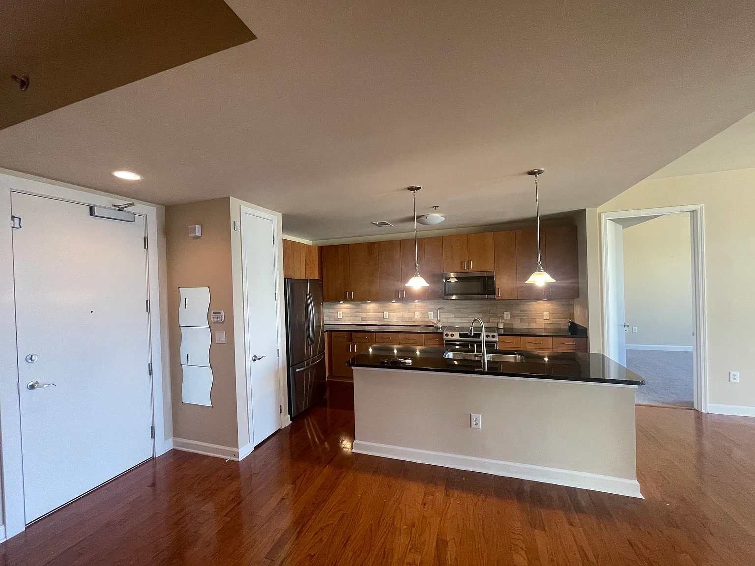 711 Cosmopolitan Dr — Photo 4