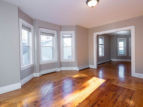 3rd image of 198 Loring Ave #1
