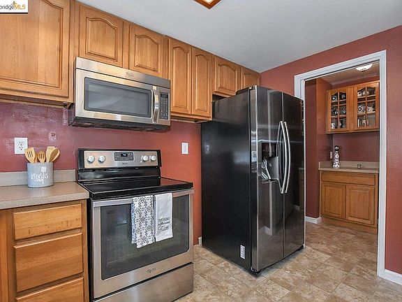 2nd image of 2333 Candlestick Dr