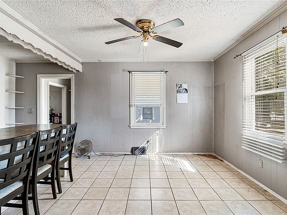5th image of 109 Meeks Dr