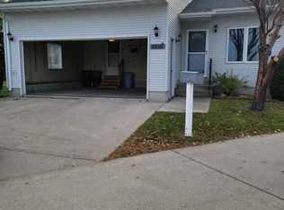 401 N 12th St, Grand Forks, ND 58203