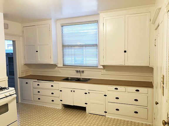5th image of 1315 24th St APT 3