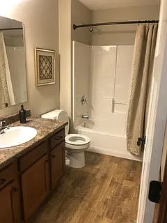 219 Hahn Ave #9 — Photo 11