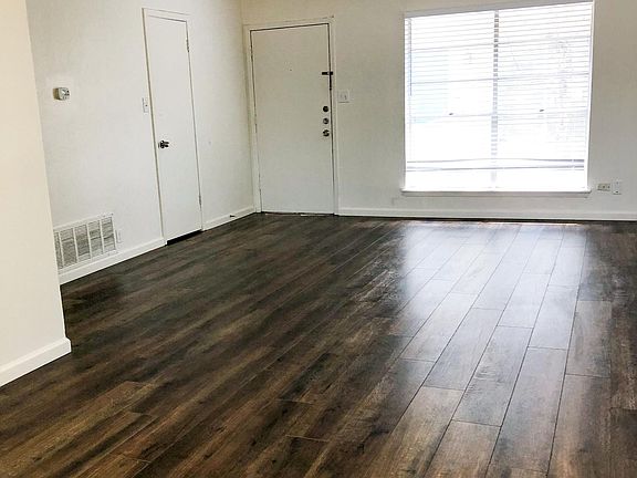 5th image of 202 Arcadia Pl APT 106