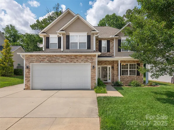178 Black River Rd, Fletcher, NC 28732