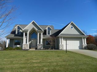 110 S Hunters Rdg, Warsaw, IN 46582