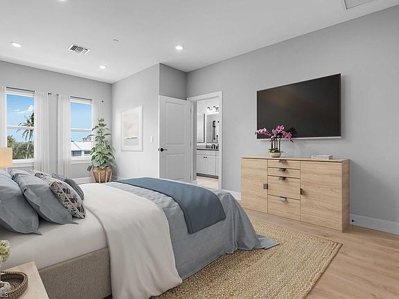 5th image of 1623 Sea Haven DR #3-306