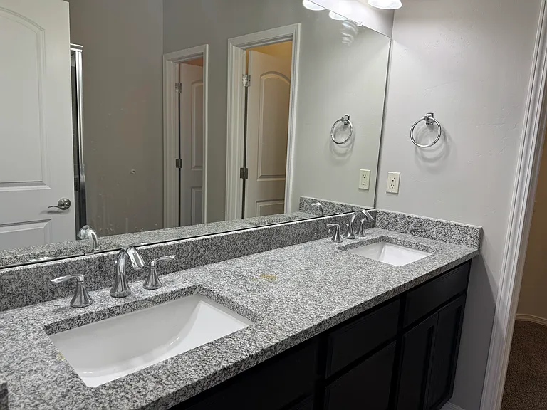 1619 Cheshire Ct NW — Photo 9