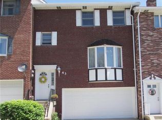 43 Manorfield Cir, Delmont, PA 15626