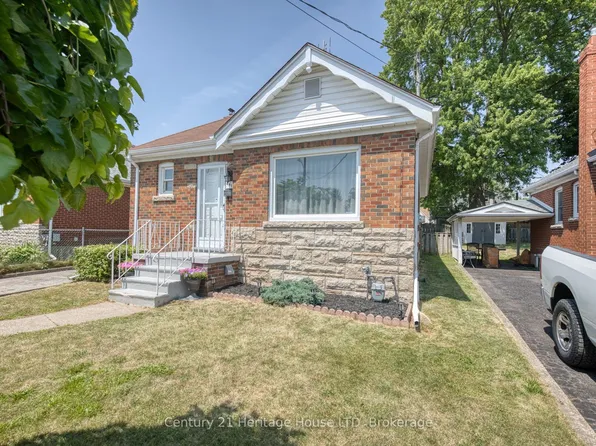 6477 Barker St, Niagara Falls, ON L2G 1Y6