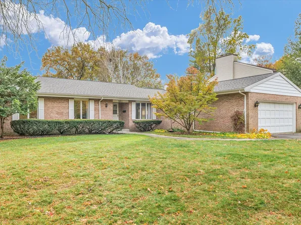 601 E Evergreen Ct, Urbana, IL 61801