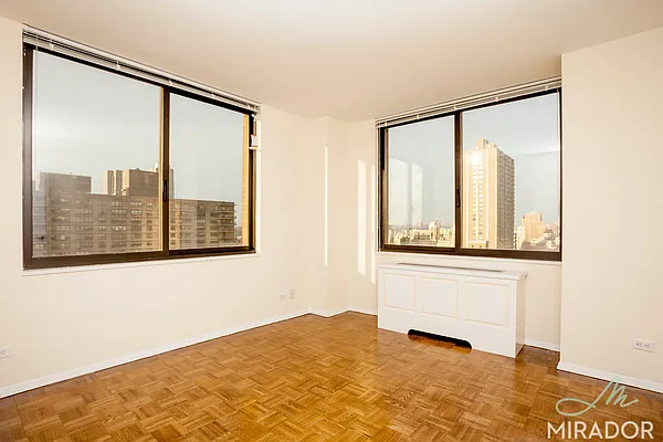 Rented by Mirador Real Estate | media 3