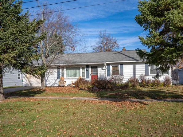 3296 Carney Ave, Marinette, WI 54143