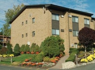 4 Darian Ct APT 2A, Pomona, NY 10970