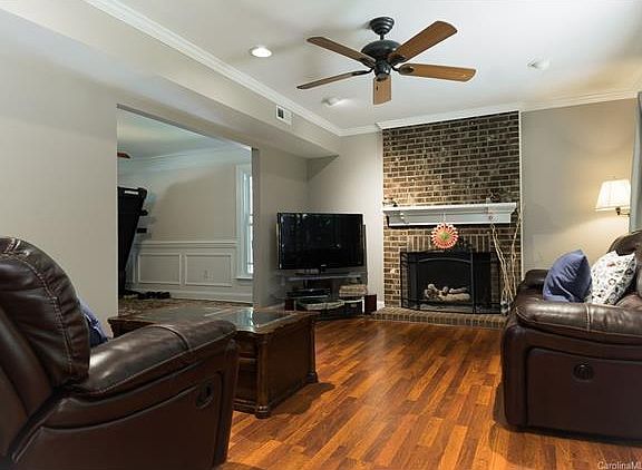 4th image of 819 Winter Wood Dr