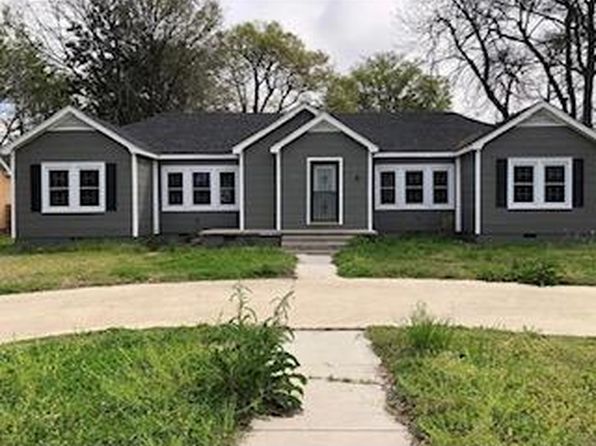 728 Cedar St, Greenville, MS 38701