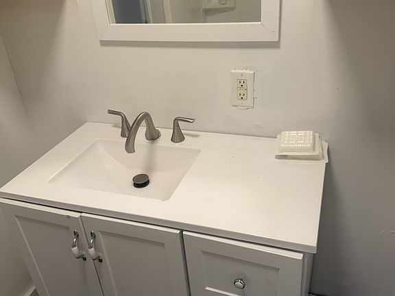 5th image of 1063 Elmira St APT 2