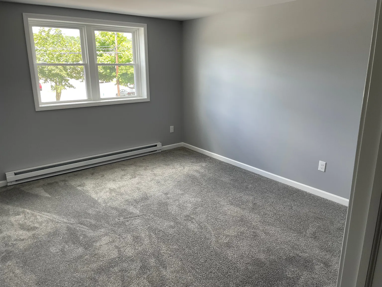 1 bed, 875 sqft, $1,395 — Photo 3