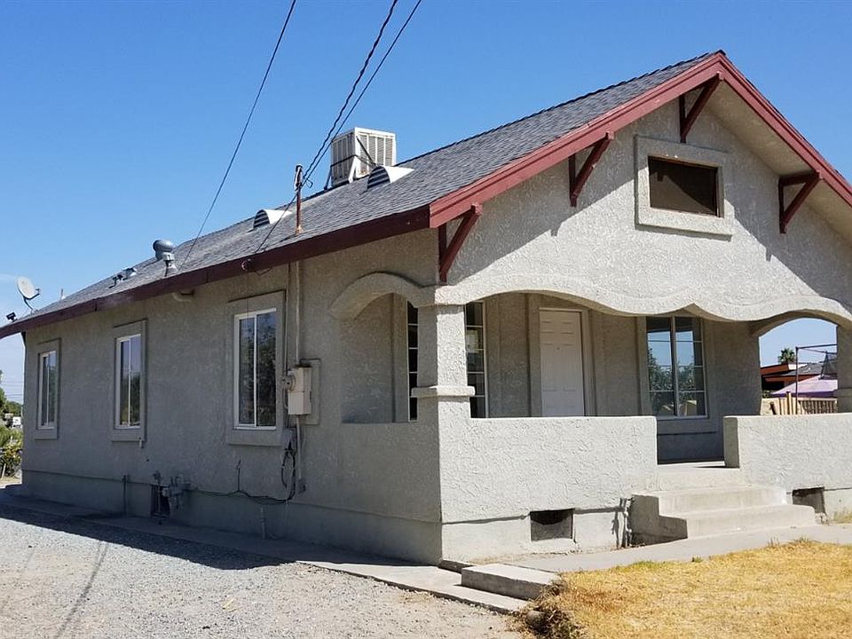 1st image of 13372 E Young Ave