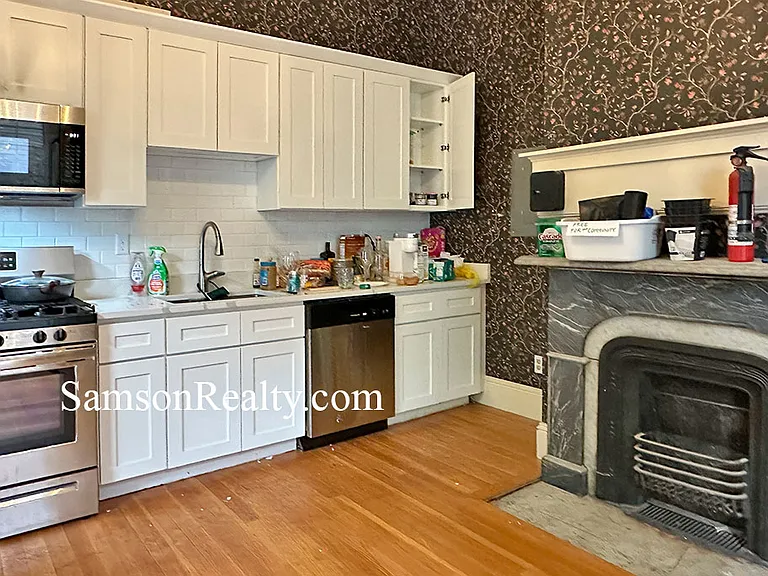 144 Benefit St #304 — Photo 10