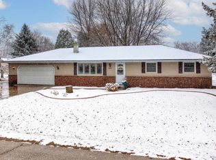 3307 W Sunset Ct, Appleton, WI 54914
