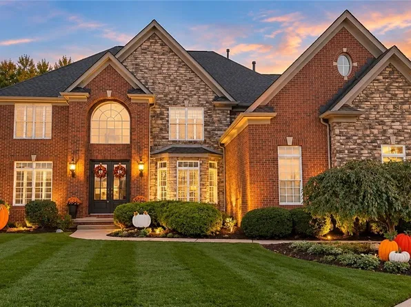 4454 Doral Dr, Avon, OH 44011