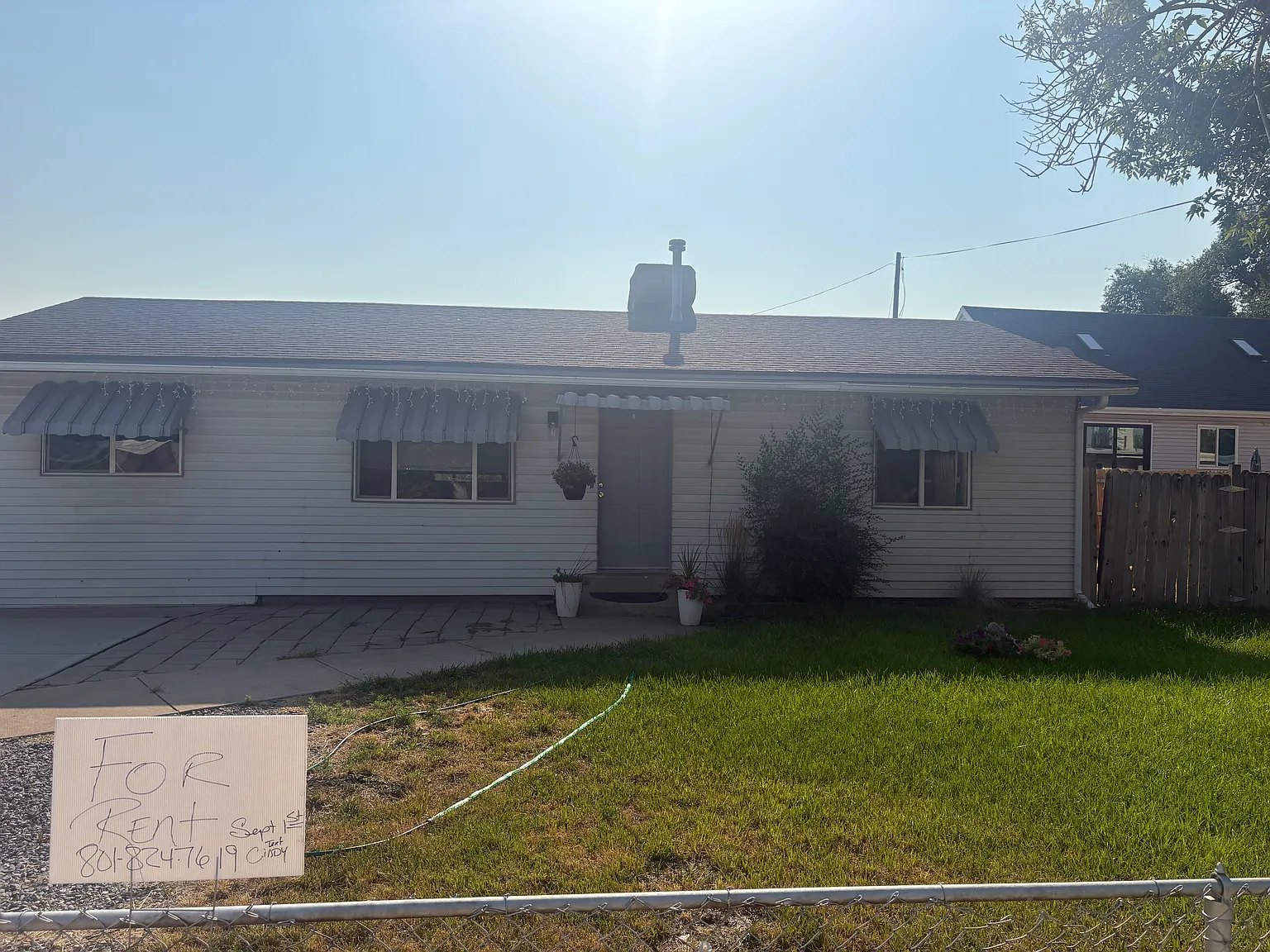 4 bed, 1600 sqft, $1,900 — Photo 1