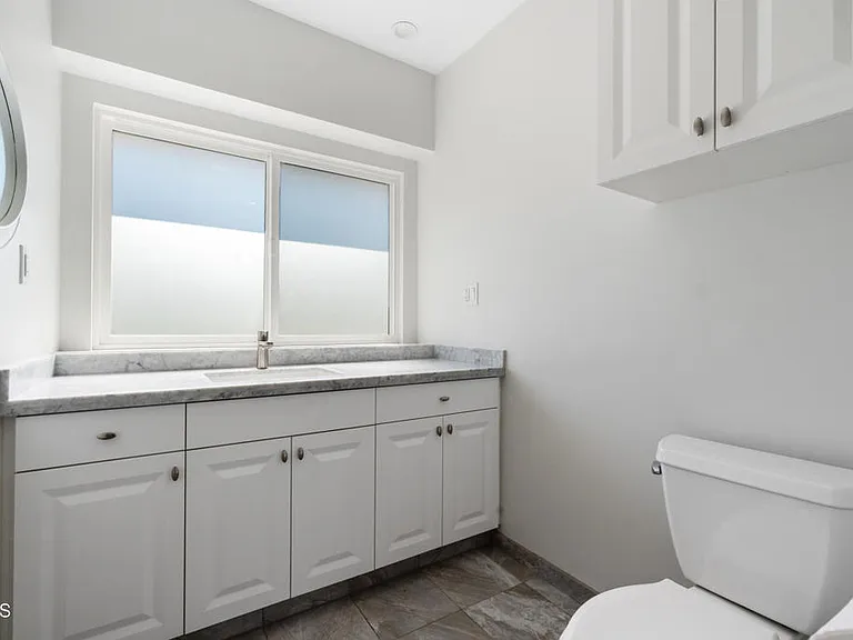 6823 Northford Dr — Photo 9