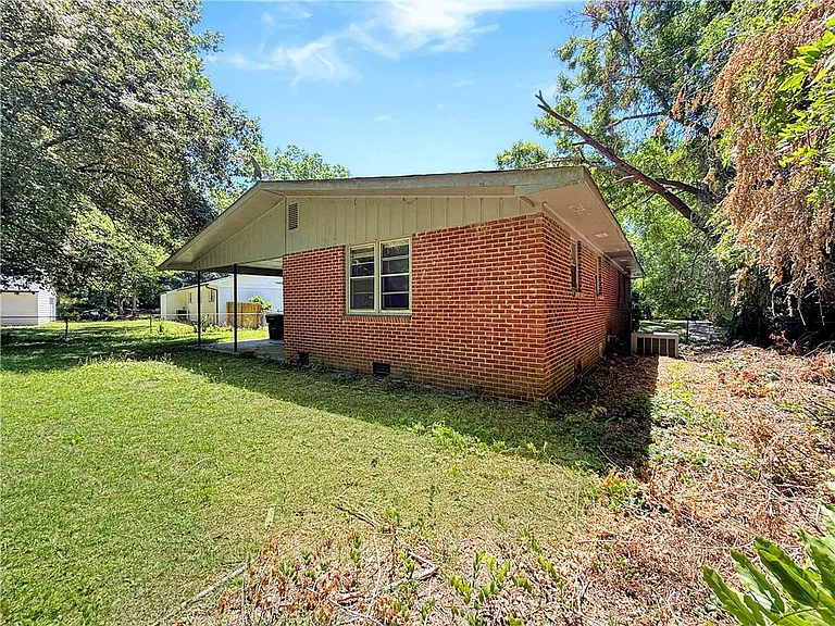 10624 Woodcock St — Photo 16