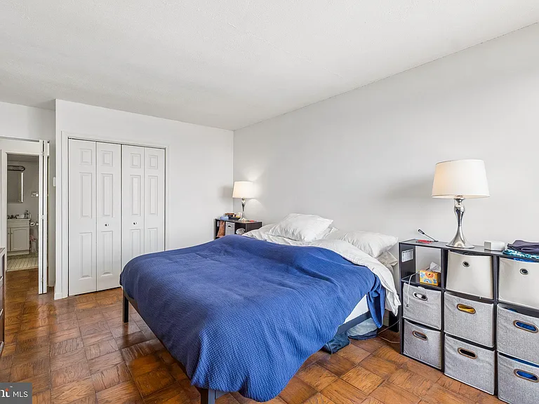 220 Locust St #24FS — Photo 8